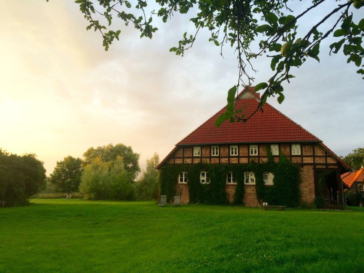 Landhaus Schoenhof Feldberger Seenlandschaft Dış mekan fotoğraf